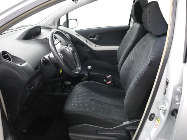 Toyota Yaris - 1.3 VVTi Aspiration