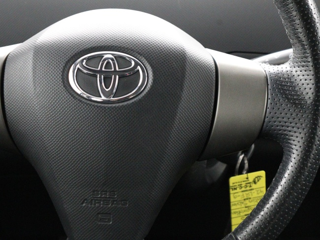 Toyota Yaris - 1.3 VVTi Aspiration