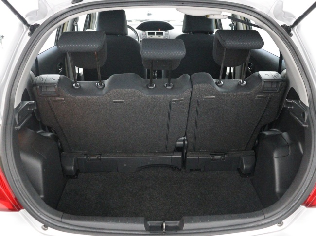 Toyota Yaris - 1.3 VVTi Aspiration