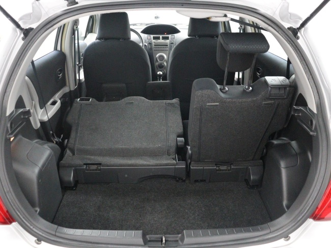 Toyota Yaris - 1.3 VVTi Aspiration