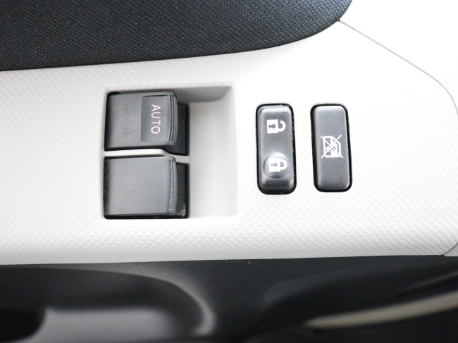 Toyota Yaris - 1.3 VVTi Aspiration