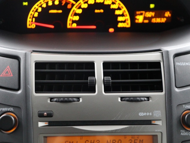 Toyota Yaris - 1.3 VVTi Aspiration