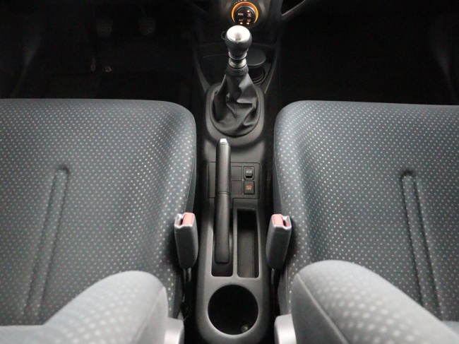 Toyota Yaris - 1.3 VVTi Aspiration