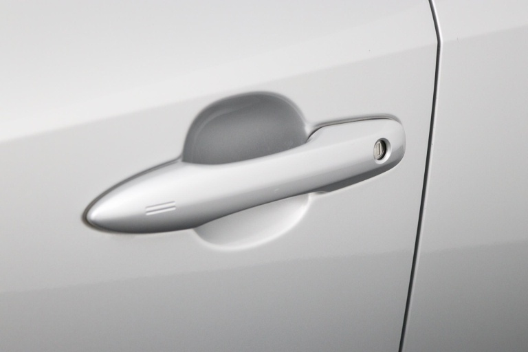 Toyota Corolla Touring Sports - 1.8 Hybrid Business Plus 35