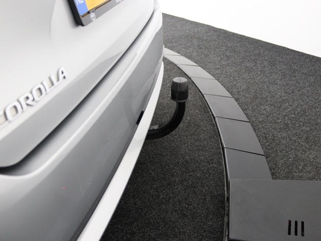 Toyota Corolla Touring Sports - 1.8 Hybrid Business Plus