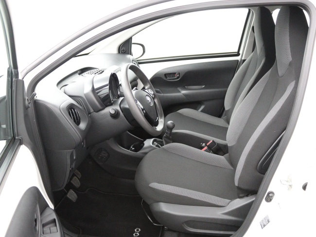 Toyota Aygo - 1.0 VVT-i x-fun