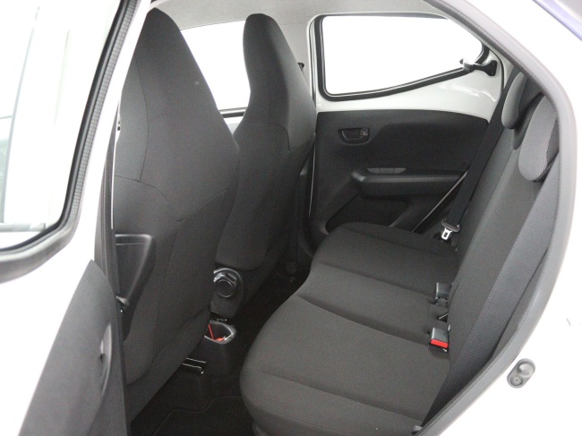 Toyota Aygo - 1.0 VVT-i x-fun