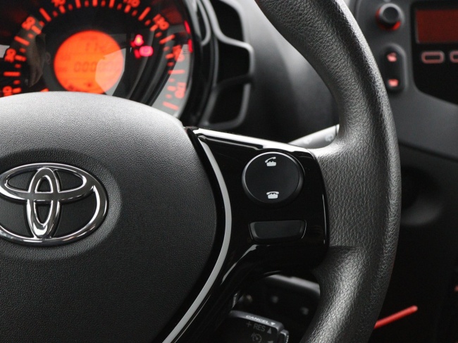 Toyota Aygo - 1.0 VVT-i x-fun