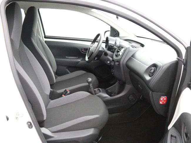 Toyota Aygo - 1.0 VVT-i x-fun