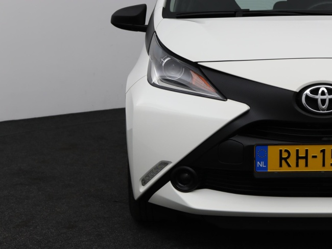 Toyota Aygo - 1.0 VVT-i x-fun