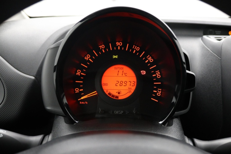 Toyota Aygo - 1.0 VVT-i x-fun 6