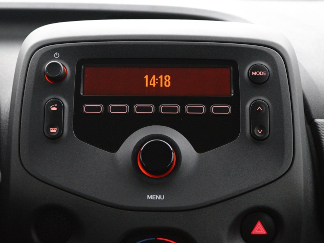 Toyota Aygo - 1.0 VVT-i x-fun