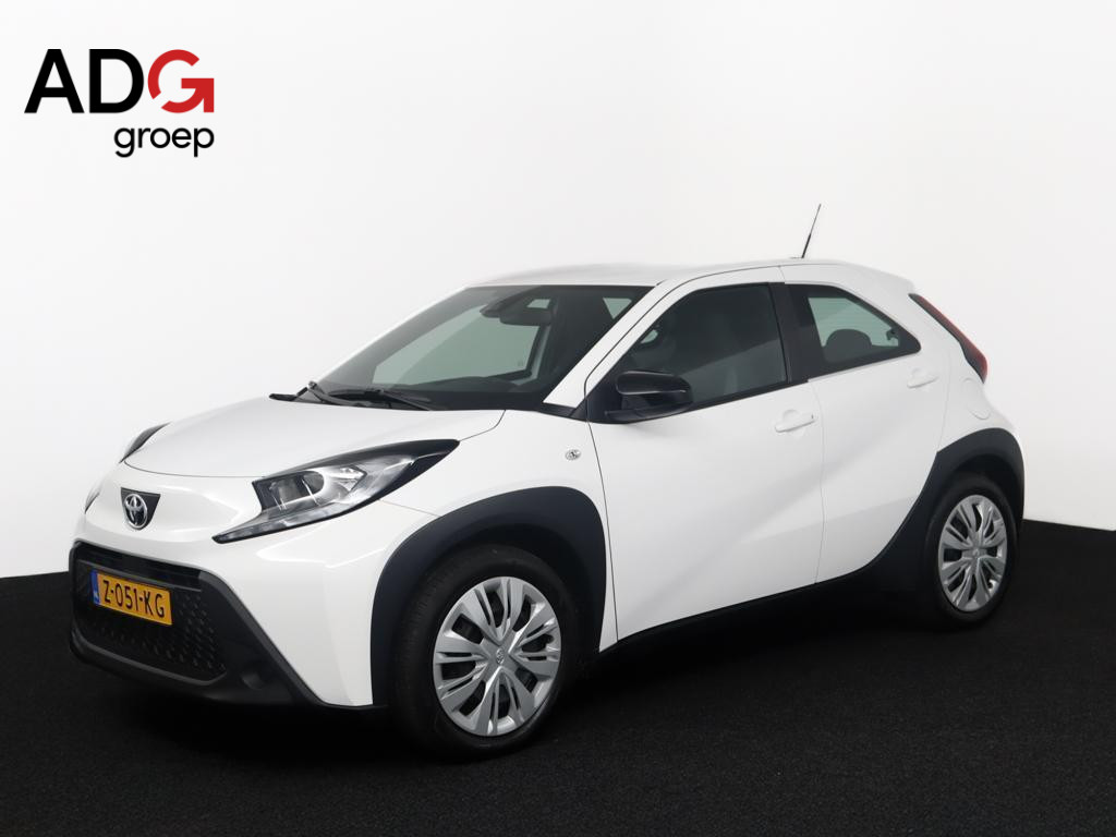 Toyota Aygo X - 1.0 VVT-i MT Play