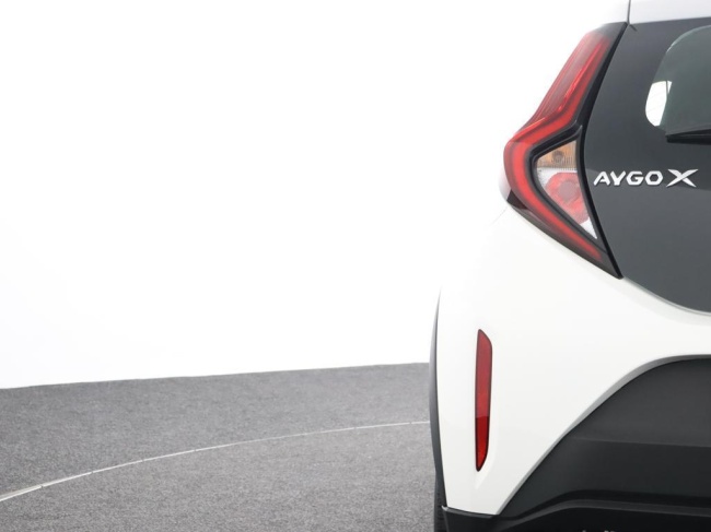 Toyota Aygo X - 1.0 VVT-i MT Play