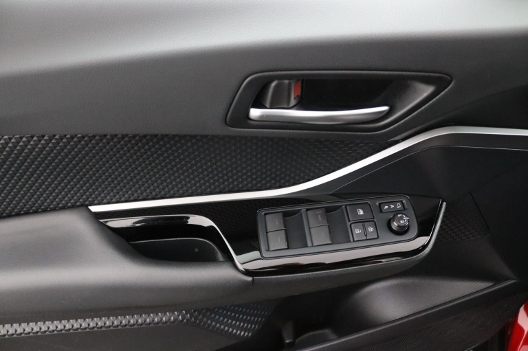 Toyota C-HR - 1.8 Hybrid GR-Sport 31