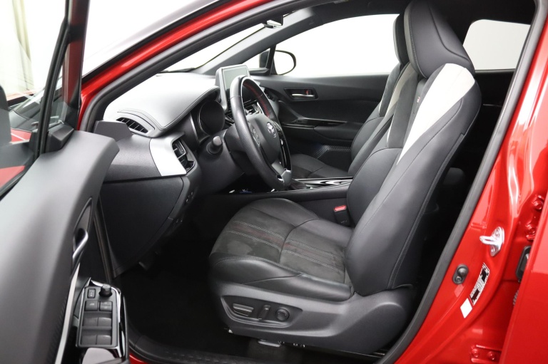 Toyota C-HR - 1.8 Hybrid GR-Sport 9