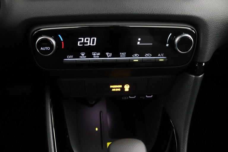 Toyota Yaris - 1.5 Hybrid 115 Dynamic 16
