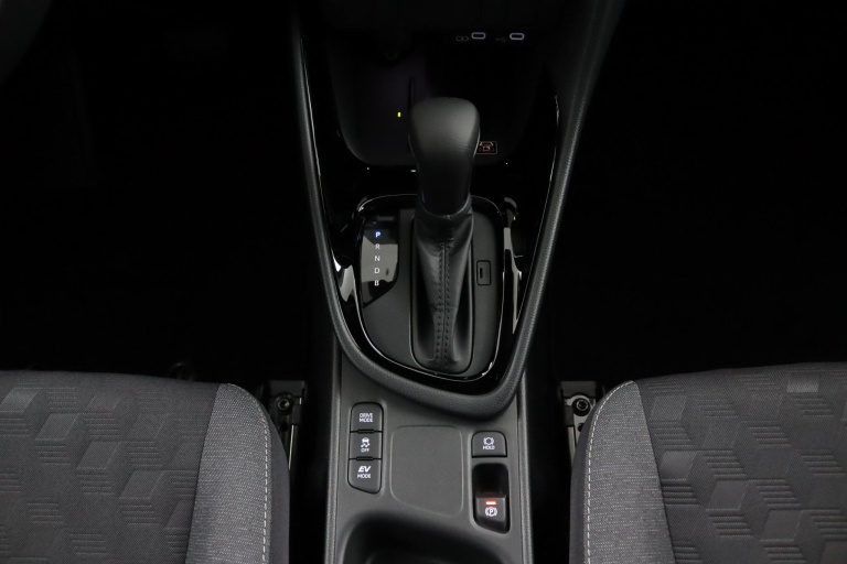 Toyota Yaris - 1.5 Hybrid 115 Dynamic 23