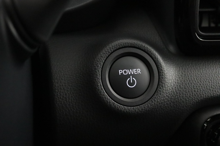 Toyota Yaris - 1.5 Hybrid 115 Dynamic 31
