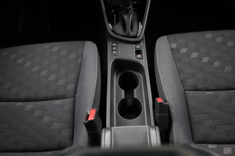 Toyota Yaris - 1.5 Hybrid 115 Dynamic 33