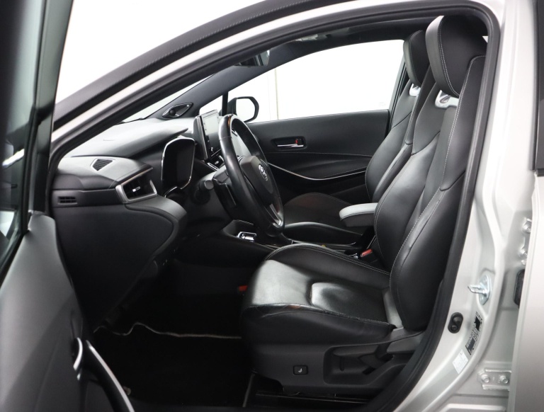 Toyota Corolla Touring Sports - 2.0 Hybrid Premium 16