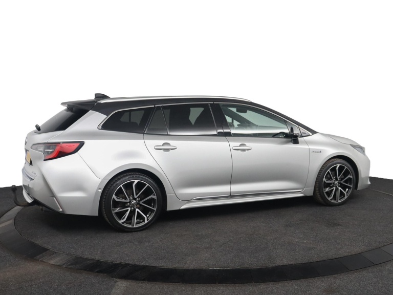 Toyota Corolla Touring Sports - 2.0 Hybrid Premium 2