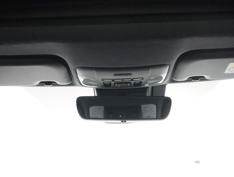 Toyota Corolla Touring Sports - 2.0 Hybrid Premium 31