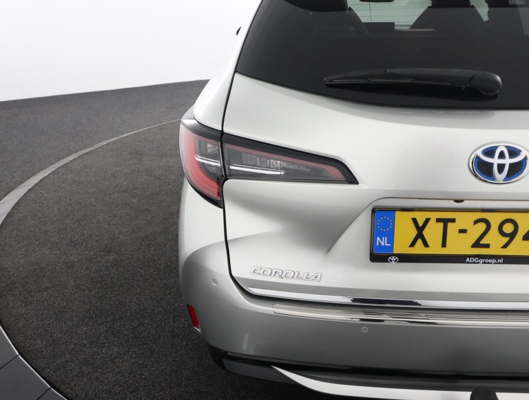Toyota Corolla Touring Sports - 2.0 Hybrid Premium 42