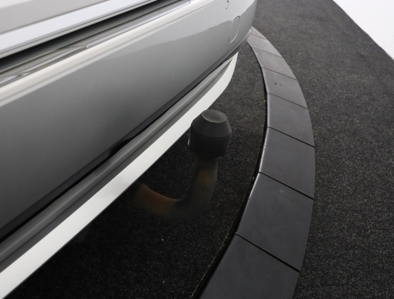 Toyota Corolla Touring Sports - 2.0 Hybrid Premium 45