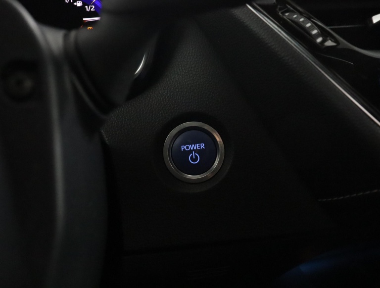 Toyota Corolla Touring Sports - 2.0 Hybrid Premium 47
