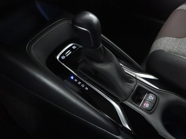 Toyota Corolla Touring Sports - 1.8 Hybrid Trek