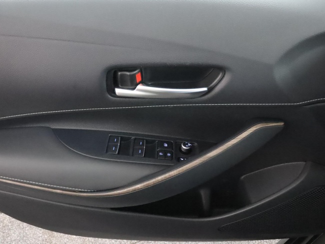 Toyota Corolla Touring Sports - 1.8 Hybrid Trek