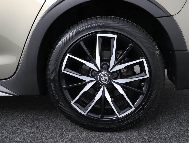 Toyota Corolla Touring Sports - 1.8 Hybrid Trek 36
