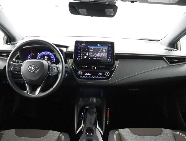 Toyota Corolla Touring Sports - 1.8 Hybrid Trek 4