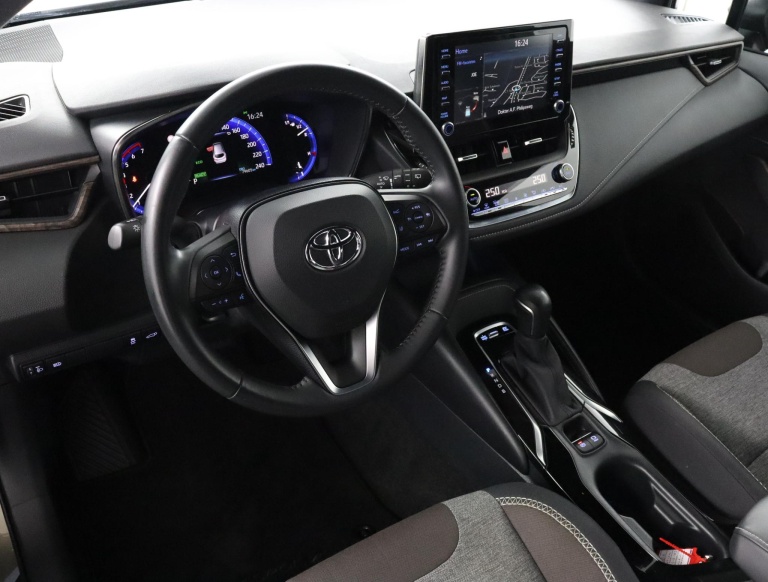 Toyota Corolla Touring Sports - 1.8 Hybrid Trek 41