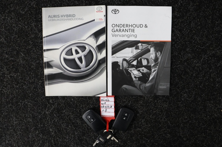 Toyota Auris - 1.8 Hybrid Lease 11