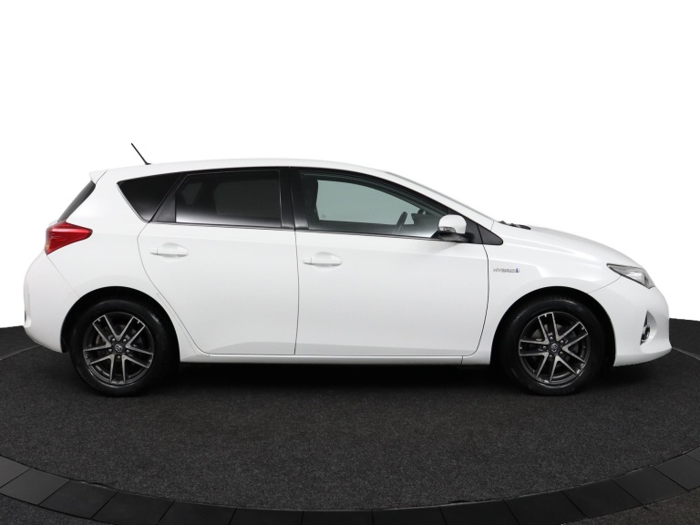 Toyota Auris - 1.8 Hybrid Lease 13
