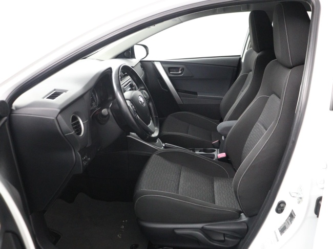 Toyota Auris - 1.8 Hybrid Lease