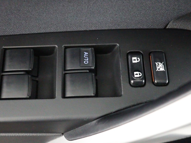 Toyota Auris - 1.8 Hybrid Lease