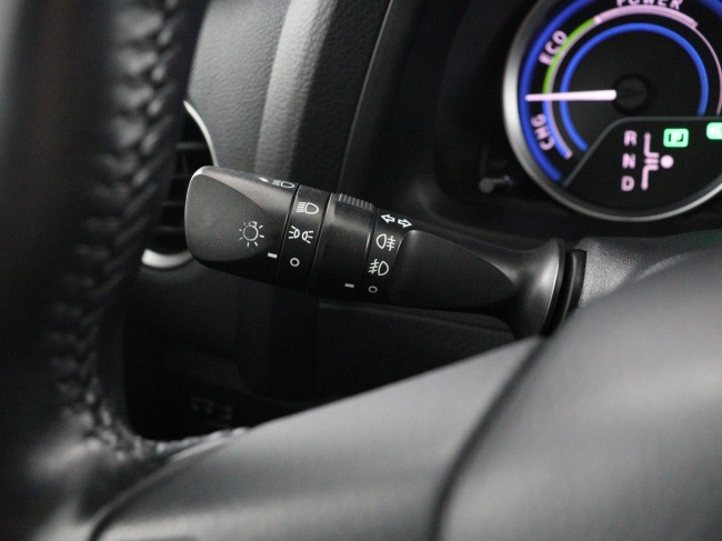 Toyota Auris - 1.8 Hybrid Lease