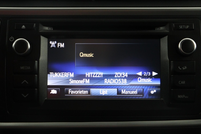 Toyota Auris - 1.8 Hybrid Lease 8