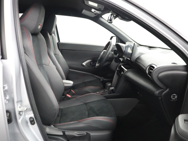 Toyota Yaris Cross - 1.5 Hybrid GR Sport