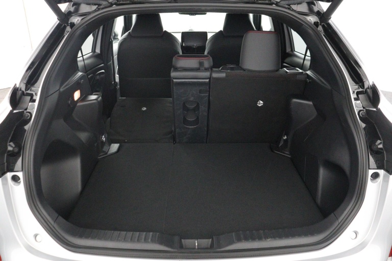 Toyota Yaris Cross - 1.5 Hybrid GR Sport 24