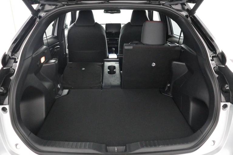 Toyota Yaris Cross - 1.5 Hybrid GR Sport 25