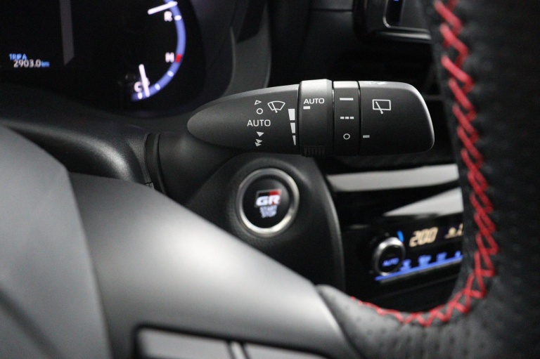 Toyota Yaris Cross - 1.5 Hybrid GR Sport 32