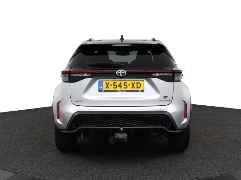 Toyota Yaris Cross - 1.5 Hybrid GR Sport 68