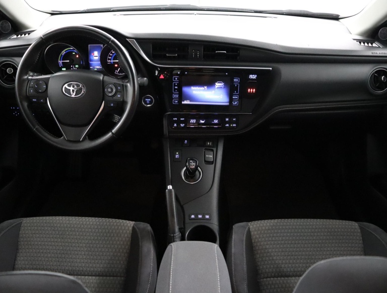 Toyota Auris Touring Sports - 1.8 Hybrid Dynamic Go 11