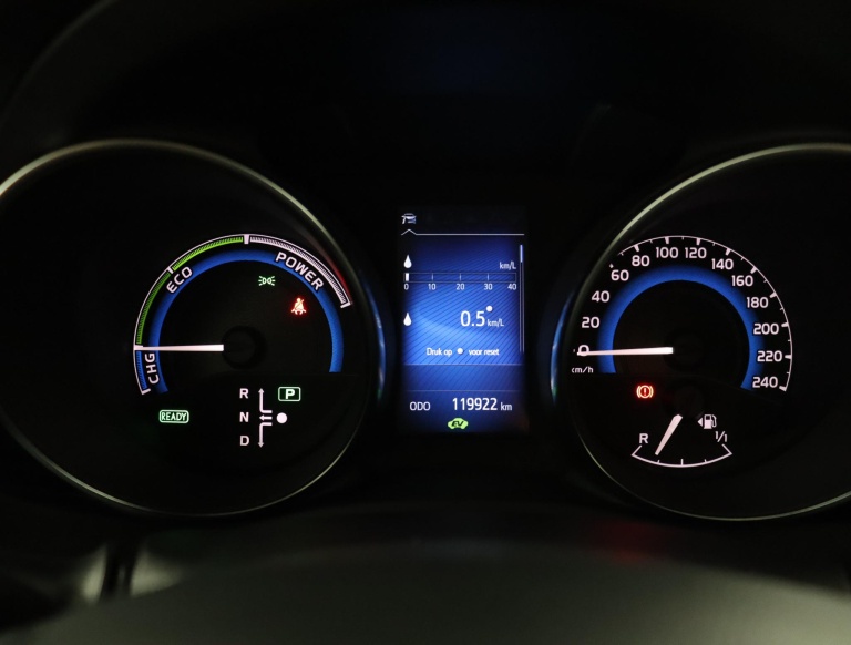 Toyota Auris Touring Sports - 1.8 Hybrid Dynamic Go 24