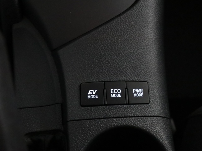 Toyota Auris Touring Sports - 1.8 Hybrid Dynamic Go