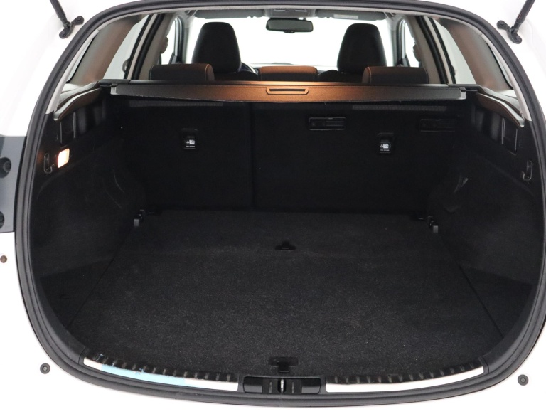 Toyota Auris Touring Sports - 1.8 Hybrid Dynamic Go 30